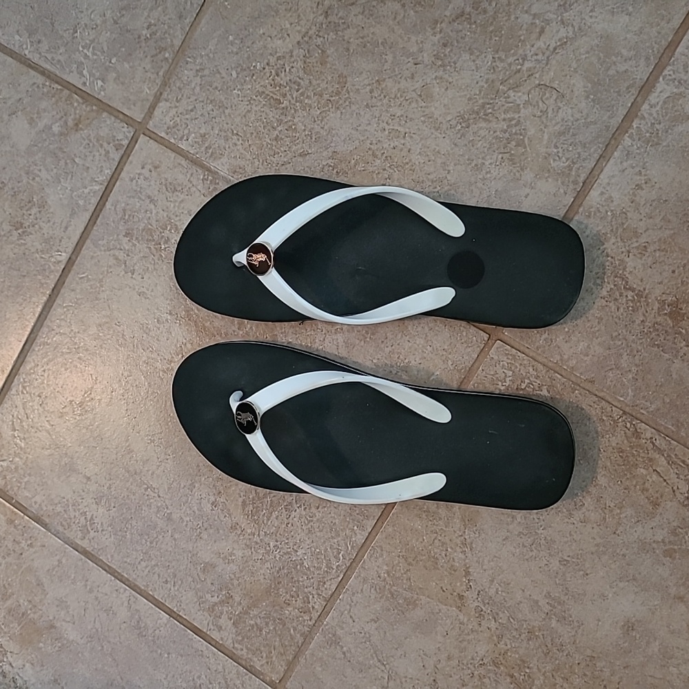 Ralph Lauren flip flops